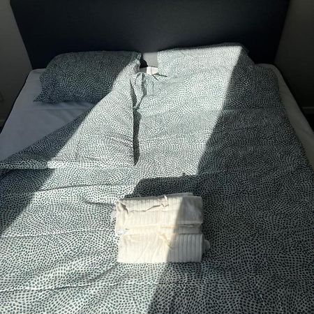 Privat Rum I Sundsvall Buitenkant foto